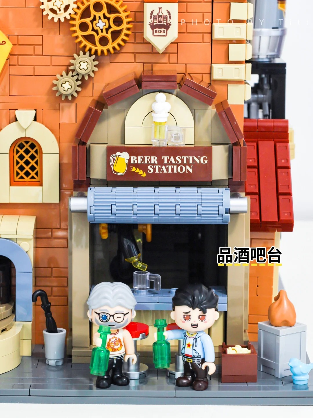 Endless fun with Chinese building blocks | The Beer Brewery set actually allows you to "can" beer ?.